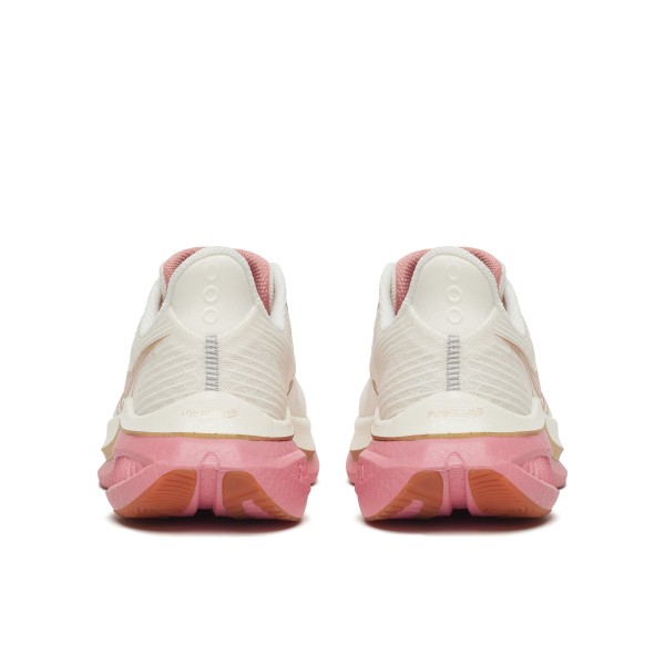 Saucony Endorphin Speed 5 so vrhunske ženske tekaške superge za hitrost, trening in tekmovanja. Najlonska plošča, PWRRUN PB blaženje in SPEEDROLL tehnologija za maksimalen odriv in osebne rekorde.