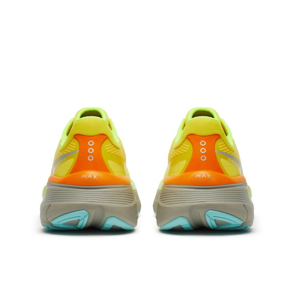 Odkrij moške tekaške superge Saucony Guide 19 za stabilen in udoben tek. Napredno blaženje, podpora pronaciji in odličen oprijem za vsakodnevne teke. Naroči zdaj na AS Sport Outlet.