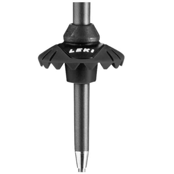 mučarske palice LEKI Detect S črne – Trigger S varnost, vrhunski oprijem in močan aluminij HTS. Idealne za zahtevne smučarje. Nakup v AS Sport Outlet!