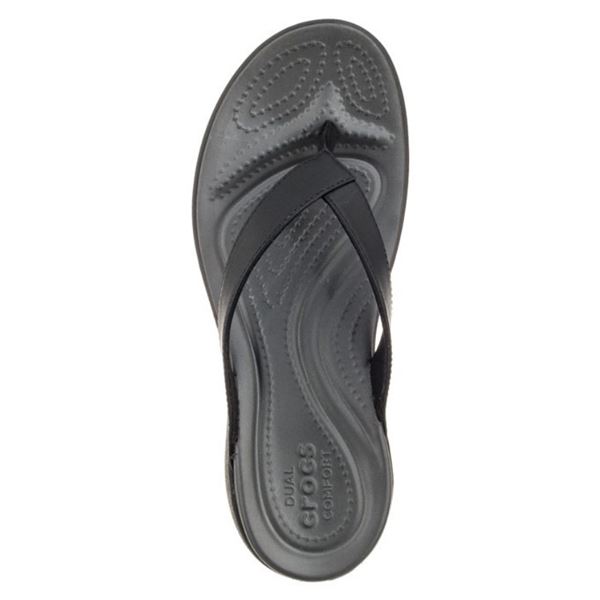 Crocs Capri V Flip W 202502 so elegantne ženske japonke z mehkimi paščki in udobnim vložkom iz pene Croslite™, ki zagotavlja prijetno blaženje in podporo pri vsakem koraku. Primerne so za vsakodnevno nošenje, poletne sprehode, dopust in prosti čas.