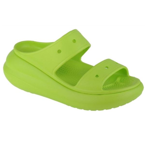 Modni in udobni Crocs sandali z izrazitim povišanim podplatom za sodoben poletni videz. Lahka konstrukcija in značilno Crocs udobje zagotavljata brezskrbno nošenje skozi ves dan.
