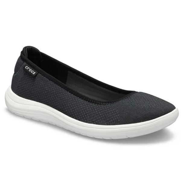Ženske balerinke Crocs Reviva Flat W 205880 z lahkim tekstilnim zgornjim delom in inovativnim vložkom Reviva™ za izjemno udobje pri vsakodnevni uporabi.