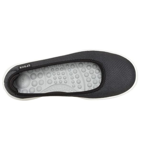 Ženske balerinke Crocs Reviva Flat W 205880 z lahkim tekstilnim zgornjim delom in inovativnim vložkom Reviva™ za izjemno udobje pri vsakodnevni uporabi.