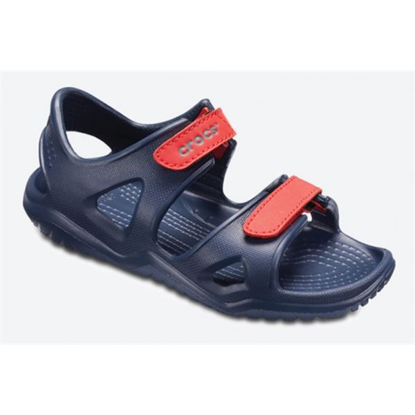 Crocs Swiftwater River Sandal Kids 204988 so lahki otroški sandali z nastavljivimi trakovi, hitro sušečo zasnovo in nedrsečim podplatom. Zagotavljajo udobje, stabilnost in zanesljiv oprijem pri igri, sprehodih ter aktivnostih ob vodi.