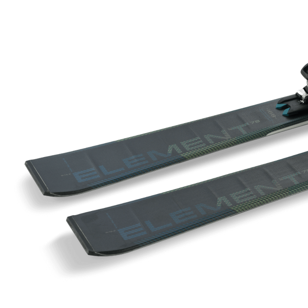 Izboljšajte svoje smučarsko znanje z mehkejšim upogibom, izjemnim oprijemom robnikov in stabilnim občutkom modela Element 78.
Zmogljivosti smuči Element 78 prinašajo užitek in samozavest vsem smučarjem ne glede na smučarsko znanje.