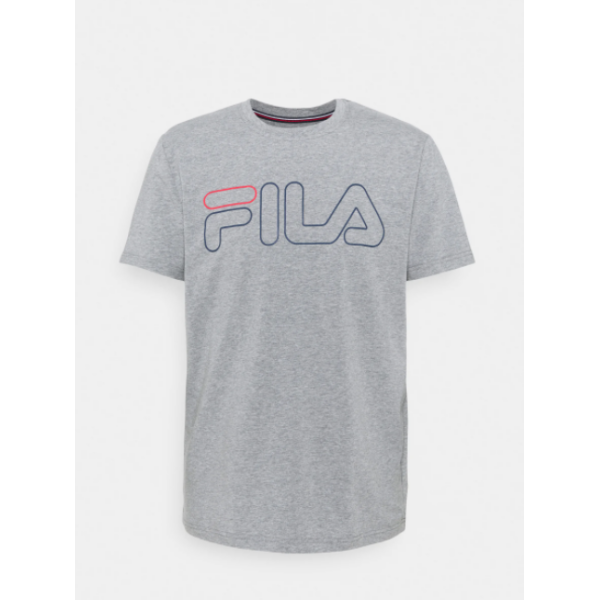 Kultna klasika. FILA ''RICKI'' je potiskana moška majica s kratkimi rokavi bele barve. Na prsnem košu ima FILA logotip. Majica je iz naravnega bombaža, zato je zelo mehka in udobna.