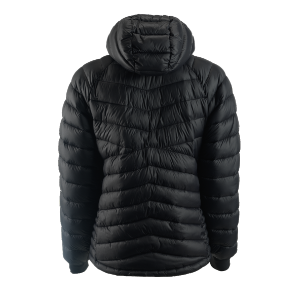 The ELAN PADDED jacket provides warmth and style on cold days. Made from recycled nylon and water-repellent material, it allows freedom of movement and comfort. An excellent choice for outdoor activities!