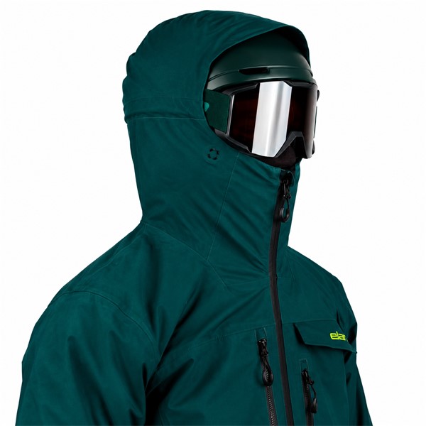 Men's ski jacket ELAN AREH PETROL in a contemporary petrol color. Two-layer construction with polyurethane membrane provides a water column of 20,000 mm and breathability of 20,000 g/m²/24 h. The jacket contains recycled synthetic insulation of 80 g/m² on the torso and 60 g/m² on the sleeves and hood. It is equipped with taped seams, waterproof zippers, underarm ventilation, a two-way adjustable hood for a ski helmet, a pocket for a ski pass, and internal snow protection.
