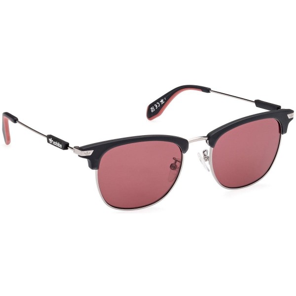 Sončna očala Adidas Originals OR0081 20Q izvirajo iz adidas originals kolekcije, zaznamovane s čudovitim modernim okvirjem in dizajnom. Ta očala so izjemno vsestranska, primerna za vse stile in priložnosti. 