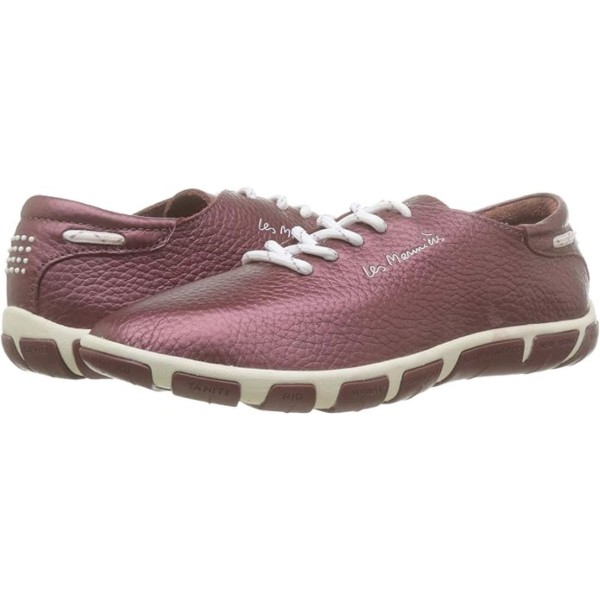 Ženski čevlji TBS JAZARU so odlična kombinacija udobja in stila. Kot jadralni čevlji so zasnovani za udobno nošenje in optimalno podporo pri vsakem koraku. Njihova zasnova omogoča lepo prilagajanje nogi, kar zagotavlja udobje ves dan.