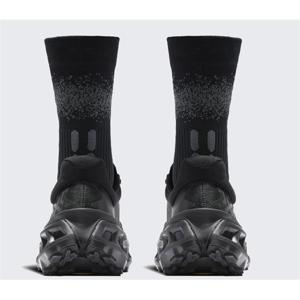 Črne unisex trail tekaške superge X-BIONIC TERRASKIN X03 X Black Rhino Grey z Vibram MegaGrip podplatom
