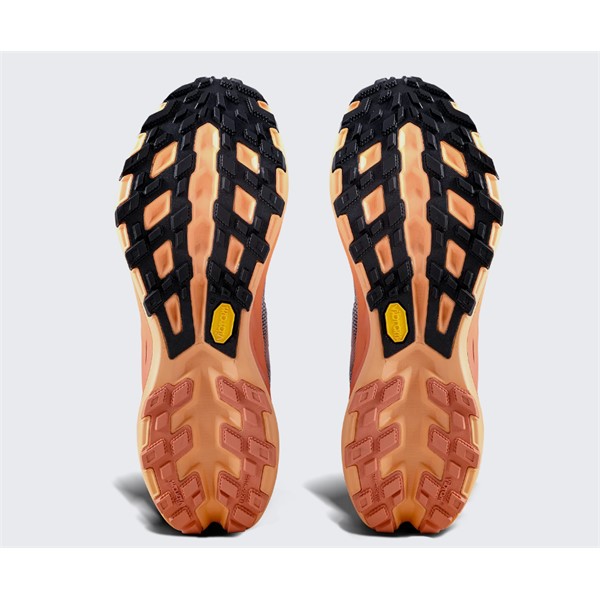Roza unisex trail tekaški copati X-BIONIC TERRASKIN X02 Dusty Rose Fresh Peach z Vibram MegaGrip podplatom