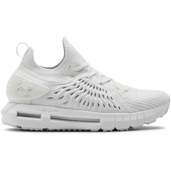 Ženske superge UA HOVR PHANTOM RN so izjemno udobne in raztegljivega materiala. Udobje prihaja iz anatomsko oblikovane notranjosti, pletenega zgornjega dela pri gležnju in ostalega pletenega materiala, ki vašo nogo izjemno dobro oprime.