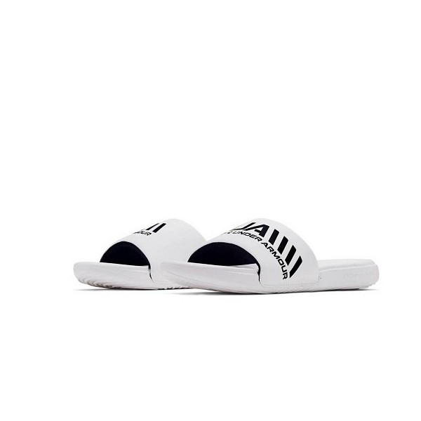 Vsak športnik potrebuje natikače za garderobo - zato so naredili najboljše. Udobno, dolgotrajno in dobrega izgleda. Fiksni pašček z dodano peno spodaj poskrbi za izjemno udobno prileganje.