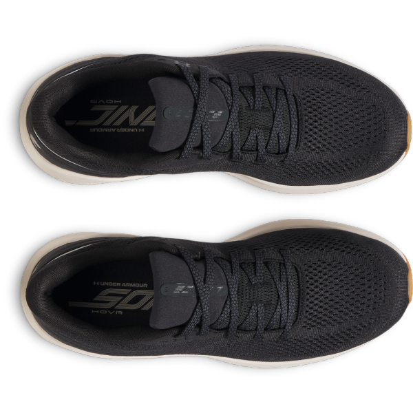 Moške tekaške superge Under Armour SONIC 7 (model 3028002-001) združujejo vrhunsko udobje, podporo in izboljšano amortizacijo. Z zračnim zgornjim delom in trpežnim podplatom so idealne za vsakodnevno tekanje.