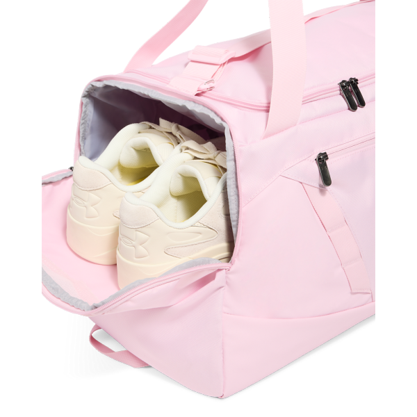 Športna torba Undeniable 5.0 Medium Under Armour je idealna izbira za aktivne posameznice. Z vodoodbojno zaščito, prostornino 58 litrov in številnimi praktičnimi žepi, je ta torba zasnovana za funkcionalnost in trajnost. Popolna za športne aktivnosti!