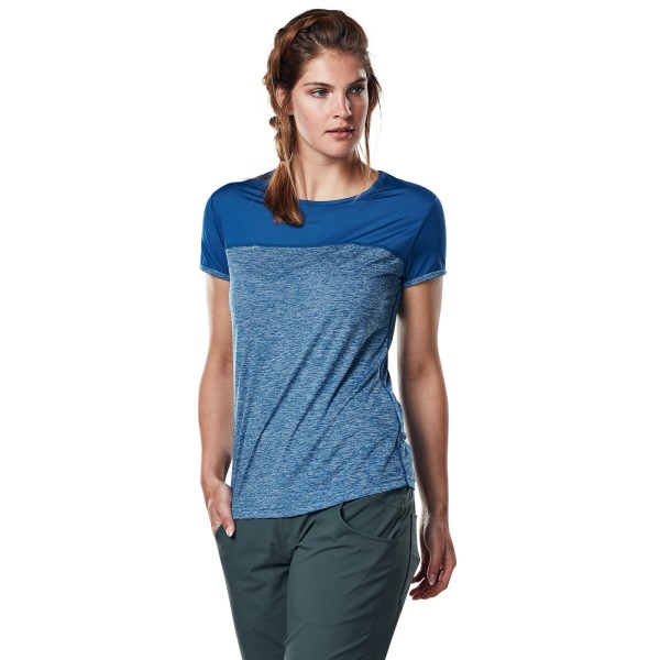 Majica namenjena športnim aktivnostim.