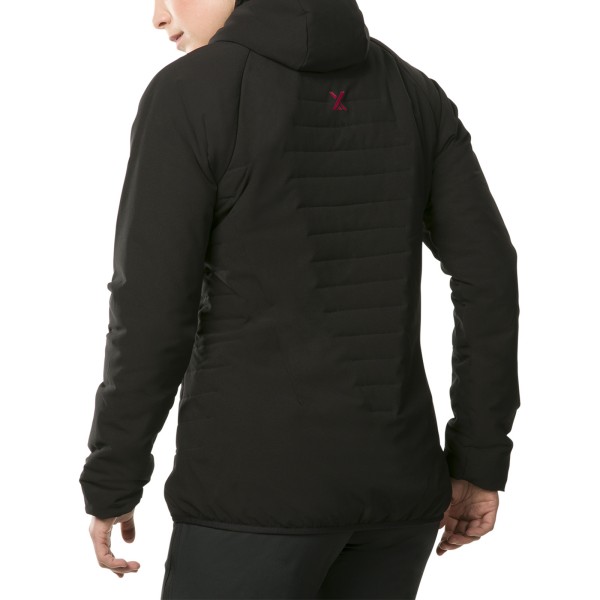 Topla izolacijska jakna, ki izkoristi trajne lastnosti sintetične izolacije in nato doda neprekosljivo vrednost toplote do teže. Mešanica teh dveh materialov nato omogoča Berghausu uporabo lažje tkanine za obraz.