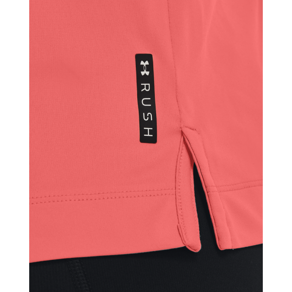 Ženska športna majica UA RUSH ENERGY CORE SS od znamke Under Armour je idealna izbira za aktivne ženske, ki cenijo udobje in funkcionalnost med športnimi aktivnostmi.