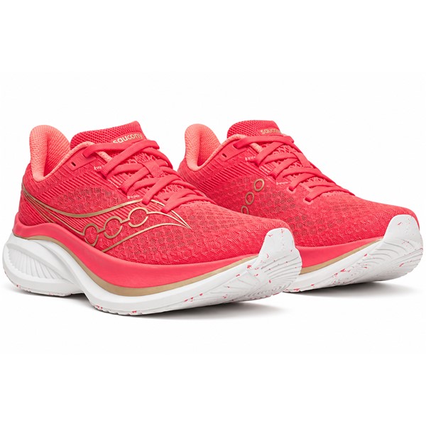 Hitre in odzivne ženske tekaške superge Saucony Endorphin Speed 5 s PWRRUN PB peno, poltogo najlonsko ploščo in SPEEDROLL tehnologijo za tempo treninge in tekmovanja.