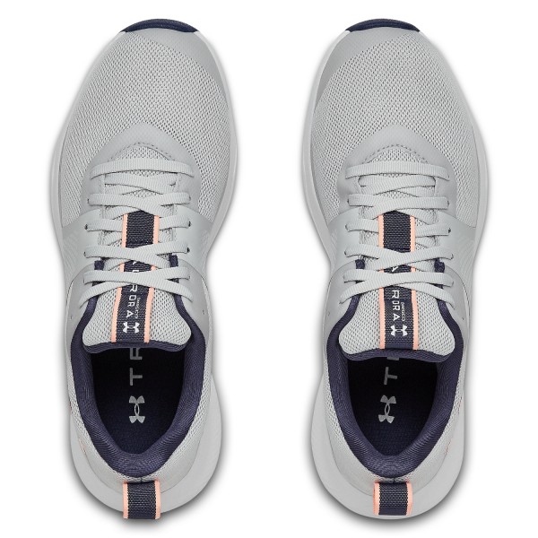 Ženske superge UA W CHARGED AURORA so lahke, zračen zgornji del ohranja vašo obutev suho. Napolnjeni podplat Cushioning® uporablja kompresijsko oblikovano peno za popolno odzivnost in vzdržljivost. 