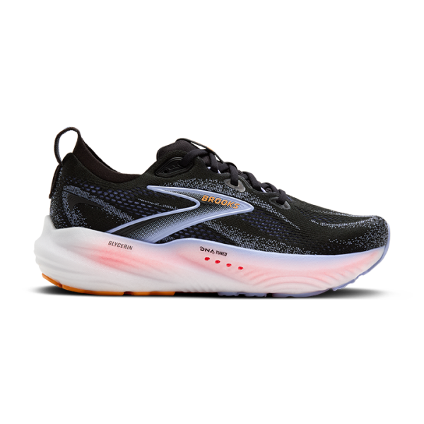 The updated Glycerin model offers DNA Tuned, our new cushioning enriched with nitrogen in the midsole, ensuring soft landings and responsive push-offs with every step.
