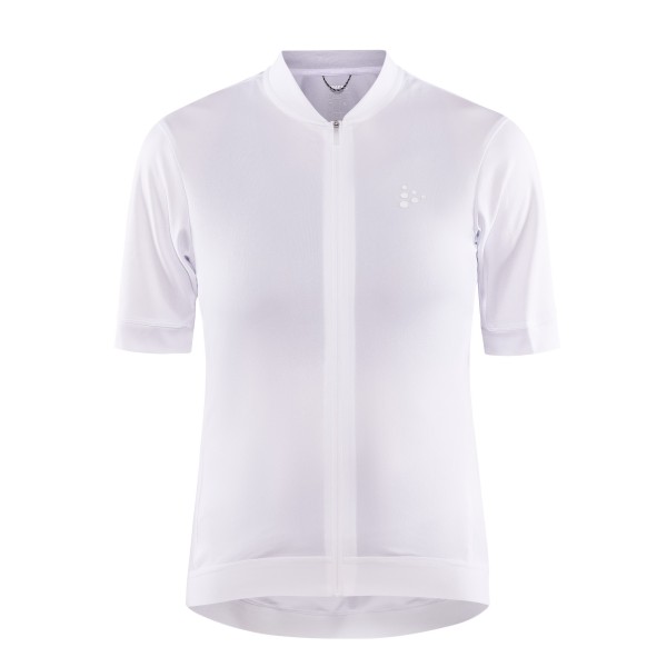 The CRAFT CORE ESSENCE JERSEY women's cycling shirt is a soft and stretchy cycling shirt that offers good moisture transport and comfort. Four pockets on the back, silicone prints for optimal fit. Made from 100% recycled materials.