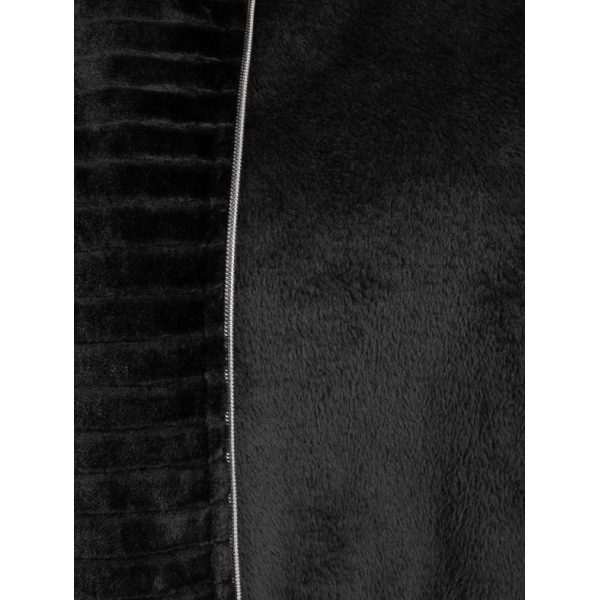 Ženska flis jopica AULP VERKO združuje toplino, mehkobo in moden videz. Idealna za šport, prosti čas ali vsakodnevno udobje v hladnih dneh.