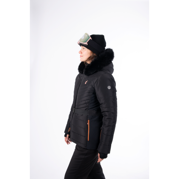 Elegantna ženska smučarska jakna AULP Carin Black: vodoodporna, topla in udobna z odstranljivo kapuco ter snežno manšeto. Popolna izbira za moderne smučarke.