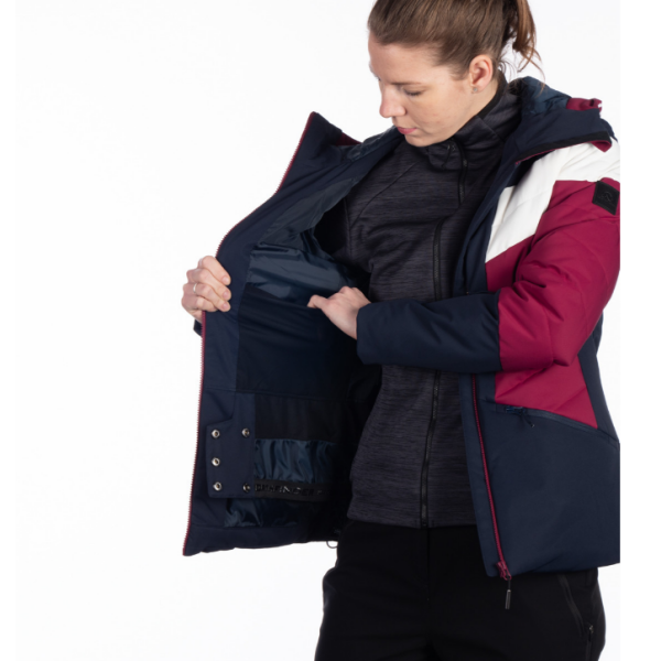 Ženska smučarska jakna NORTHFINDER IDA združuje moderen dizajn, 10K/10K vodoodporno zaščito in toplo sintetično izolacijo. Snežni pas, fiksna 3D kapuca in PFC-free obdelava za popolno udobje na smučišču.