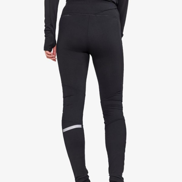 The women's long leggings CRAFT ADV SUBZ TIGHTS 3 are very functional leggings for winter activities such as running, hiking, and cross-country skiing. With a special quilted, padded, insulation membrane on the front.