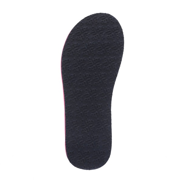 Ženske japanke TBS KOYAMA združujejo modern videz s udobjem, ki je primeren za poletje in oddih ob morju. Njihova sodobna zasnova dodaja pridih stila vsaki opravi, medtem ko udoben dizajn omogoča brezskrbno nošenje v toplejših mesecih.