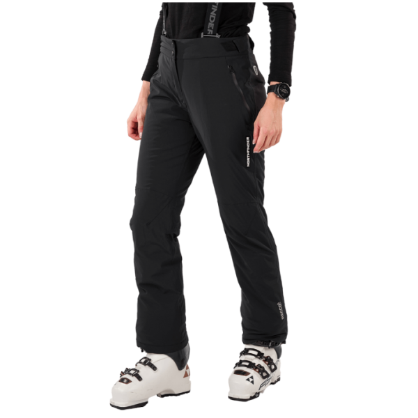 Ženske smučarske hlače NORTHFINDER CASSANDRA s PrimaLoft® Eco Black izolacijo nudijo toploto, 10K/10K zaščito in popolno udobje. Raztegljiv material, RECCO® sistem in vodoodporne YKK® zadrge za brezskrbno smučanje.