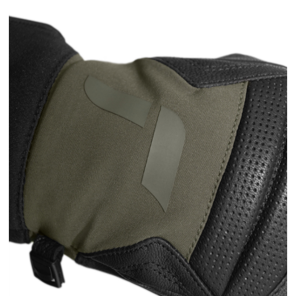 Reusch Mikaela Shiffrin R-TEX® – prestižne ženske smučarske rokavice iz kozjega usnja z izolacijo PrimaLoft® Gold in vodoodporno membrano R-TEX® XT. Toplota, slog in moč v enem pri AS Sport Outlet.