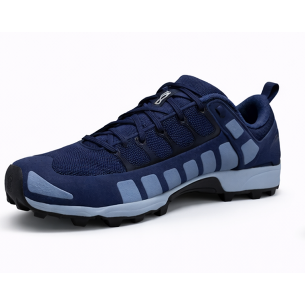 Ženske trail superge INOV8 X-TALON 212 z 8 mm čepki in Stickygrip podplatom za maksimalen oprijem v blatu in na skalah. Lahke, hitre in natančne – idealne za tekmovanja in tehničen teren.