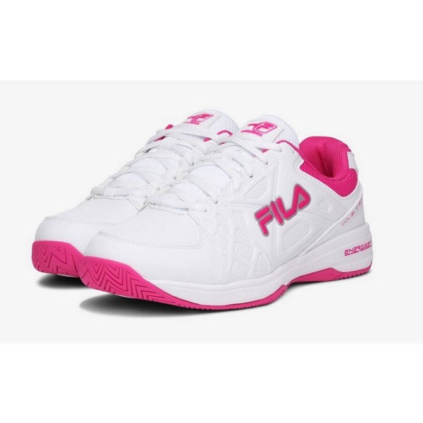 The FILA SABIA LITE 2 sports shoes, from the iconic FILA brand, are an excellent choice for tennis. The foam, ergonomic heel reinforcement provides optimal support, while the extended rubber protection at the front protects your toes.