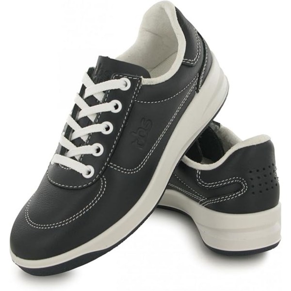 Ženske superge TBS BRANDY so popolna kombinacija elegance in udobja. Izdelane iz kakovostnega usnja, te superge izžarevajo šarmanten in eleganten videz. Njihov moderen stil prinaša svežino in privlačnost vsakemu koraku.