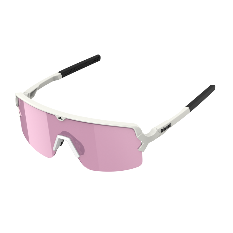 Lake Prespa sončna očala z bio-najlonskim okvirjem so vsestranska in zasnovana za aktivne in sproščene priložnosti. Hibridni dizajn združuje športno funkcionalnost s eleganco, idealna za aktivnosti, kot so tek, kolesarjenje, pohodništvo in plezanje. 