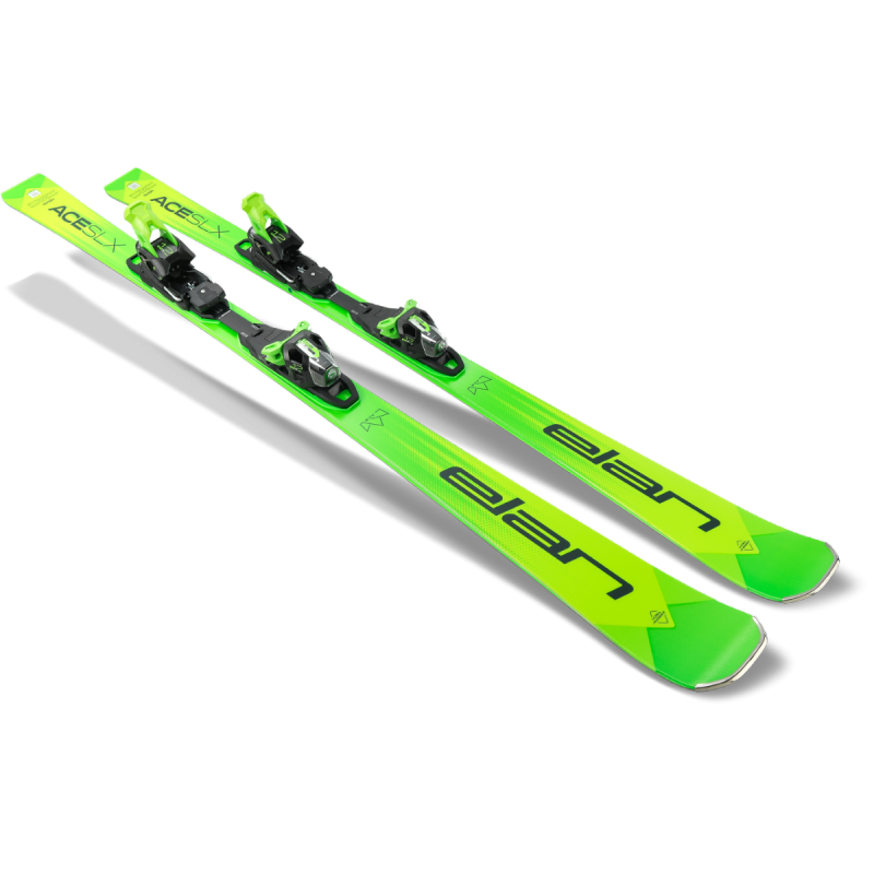 Elan ACE SLX Fusion X 25/26 – izjemne slalomske smuči z dvema plastema titana in Ace Arrow tehnologijo. Popolne za kratke, eksplozivne zavoje, moč in natančen oprijem robnikov.