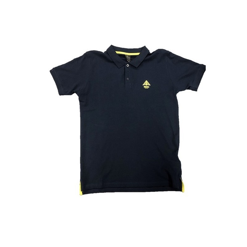 Ta polo majica je primerna za vsako priložnost. Ergonomsko oblikovana in izdelana iz bombaža, Ima stranske odprtine za večje udobje.  