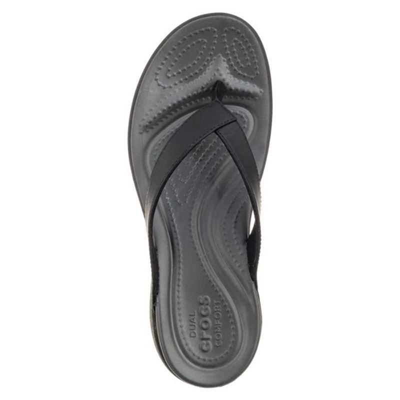 Crocs Capri V Flip W 202502 so elegantne ženske japonke z mehkimi paščki in udobnim vložkom iz pene Croslite™, ki zagotavlja prijetno blaženje in podporo pri vsakem koraku. Primerne so za vsakodnevno nošenje, poletne sprehode, dopust in prosti čas.