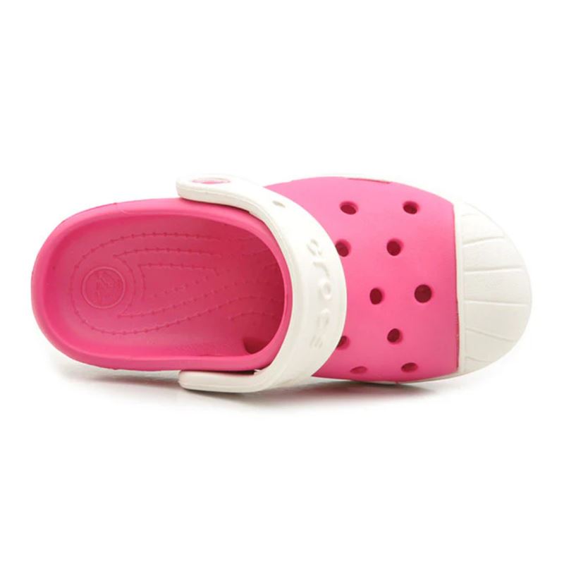 Crocs Bump It Clog Kids 202282 so lahki otroški natikači z zaščitnim sprednjim delom, udobnim materialom Croslite™ in vrtljivim paščkom za varno prileganje. Idealni za igro, vrtec in vsakodnevne aktivnosti.