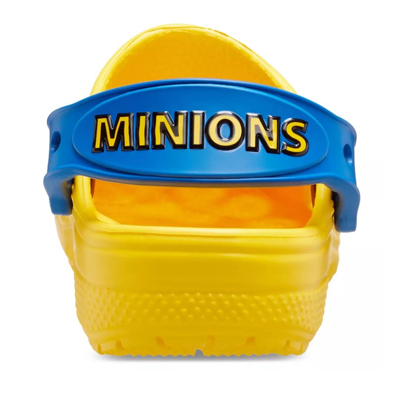 Crocs FL IAM Minions Kids Clog 207461 so otroški natikači z motivi priljubljenih likov Minions, lahkim materialom Croslite™ in vrtljivim petnim trakom za varno prileganje. Zagotavljajo udobje, zračnost in brezskrbno nošenje pri igri, v vrtcu, šoli ali na počitnicah.