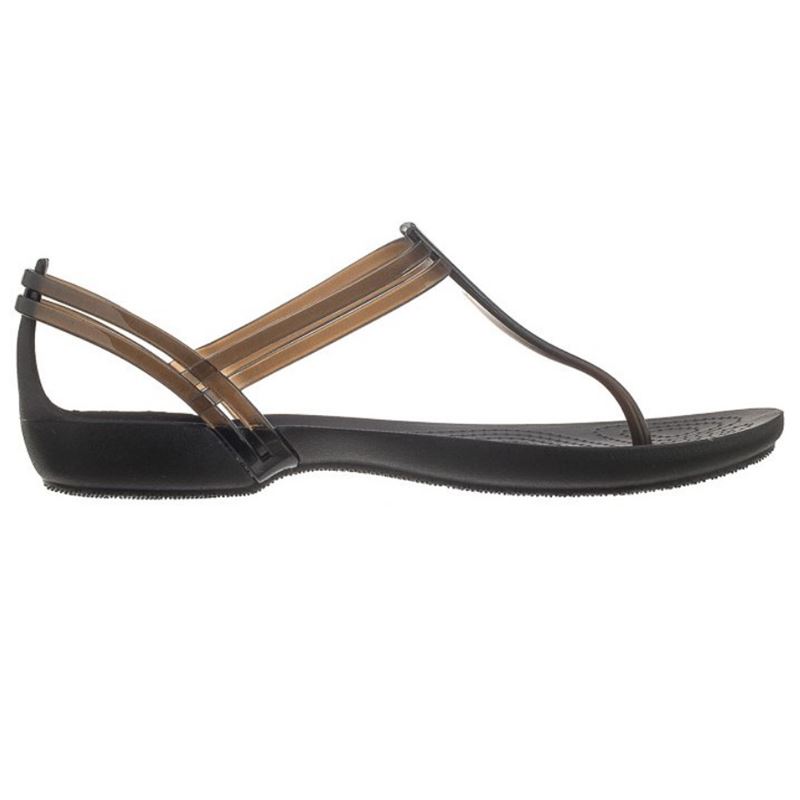 Elegantni sandali Crocs Isabella T-Strap z lahkim Croslite™ podplatom in ženstvenim T-paščkom za udobne poletne dni.