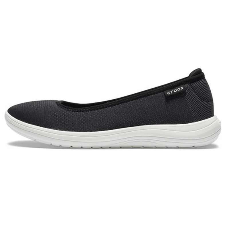 Ženske balerinke Crocs Reviva Flat W 205880 z lahkim tekstilnim zgornjim delom in inovativnim vložkom Reviva™ za izjemno udobje pri vsakodnevni uporabi.