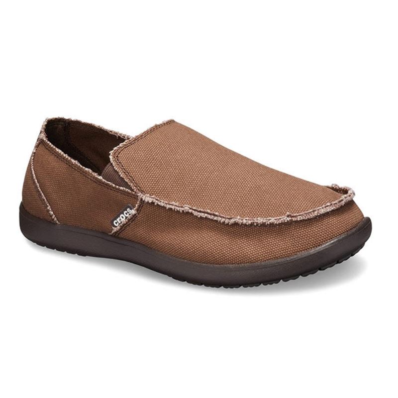 Crocs Santa Cruz Mens 10128 moški slip-on čevlji v casual loafer stilu z lahkim platnenim zgornjim delom, elastičnimi stranskimi vložki in Croslite™ podplatom za celodnevno udobje.
