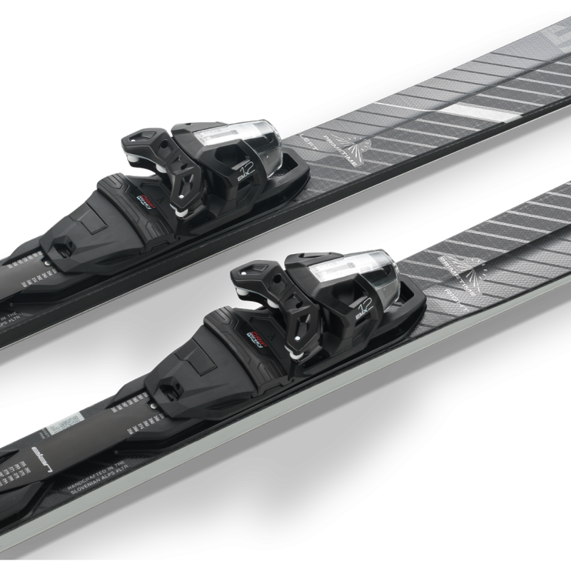 Elan Primetime 55 Black Edition (25/26) – najmočnejše in najhitrejše smuči z dvojno titanovo ojačitvijo, UD karbonskimi vlakni in vrhunsko karving zmogljivostjo.