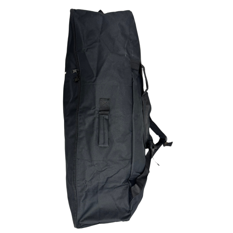 The ELAN SUP backpack is a spacious and convenient backpack for storing your SUP board, pump, and accessories. It features a large compartment for the board and a front pocket for the fin and other tools. An ideal choice for an active lifestyle on the water.