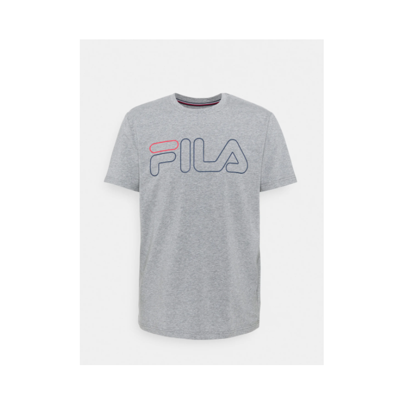 Kultna klasika. FILA ''RICKI'' je potiskana moška majica s kratkimi rokavi bele barve. Na prsnem košu ima FILA logotip. Majica je iz naravnega bombaža, zato je zelo mehka in udobna.