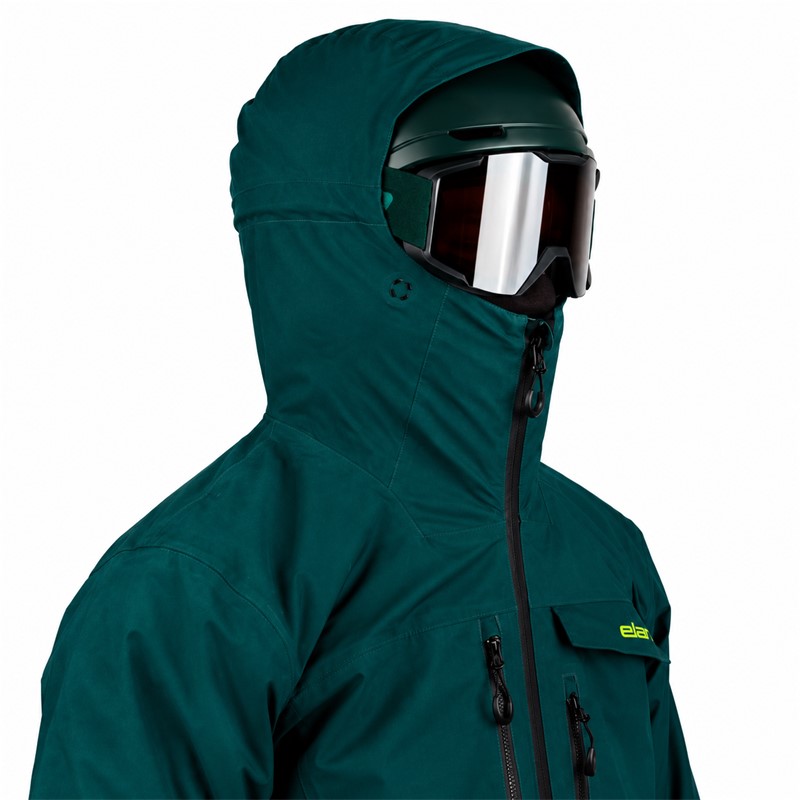 Men's ski jacket ELAN AREH PETROL in a contemporary petrol color. Two-layer construction with polyurethane membrane provides a water column of 20,000 mm and breathability of 20,000 g/m²/24 h. The jacket contains recycled synthetic insulation of 80 g/m² on the torso and 60 g/m² on the sleeves and hood. It is equipped with taped seams, waterproof zippers, underarm ventilation, a two-way adjustable hood for a ski helmet, a pocket for a ski pass, and internal snow protection.